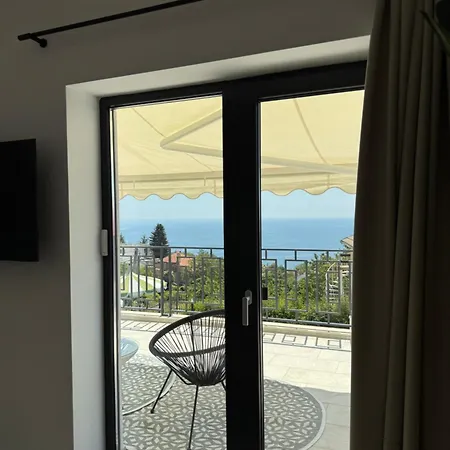 Casa Nova - With Heated Pool Villa