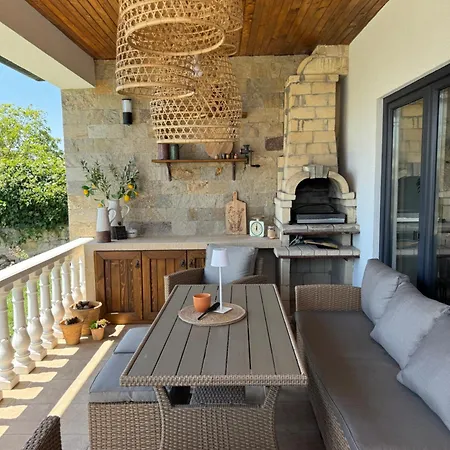 Villa Casa Nova - With Heated Pool