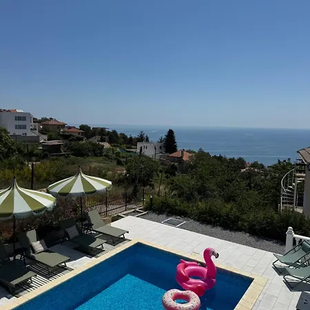 Casa Nova - With Heated Pool Villa