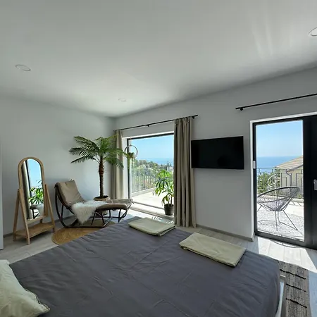 Casa Nova - With Heated Pool Villa Balchik