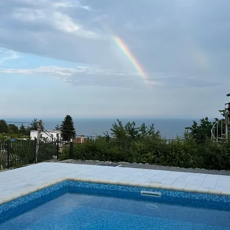 Casa Nova - With Heated Pool Balchik